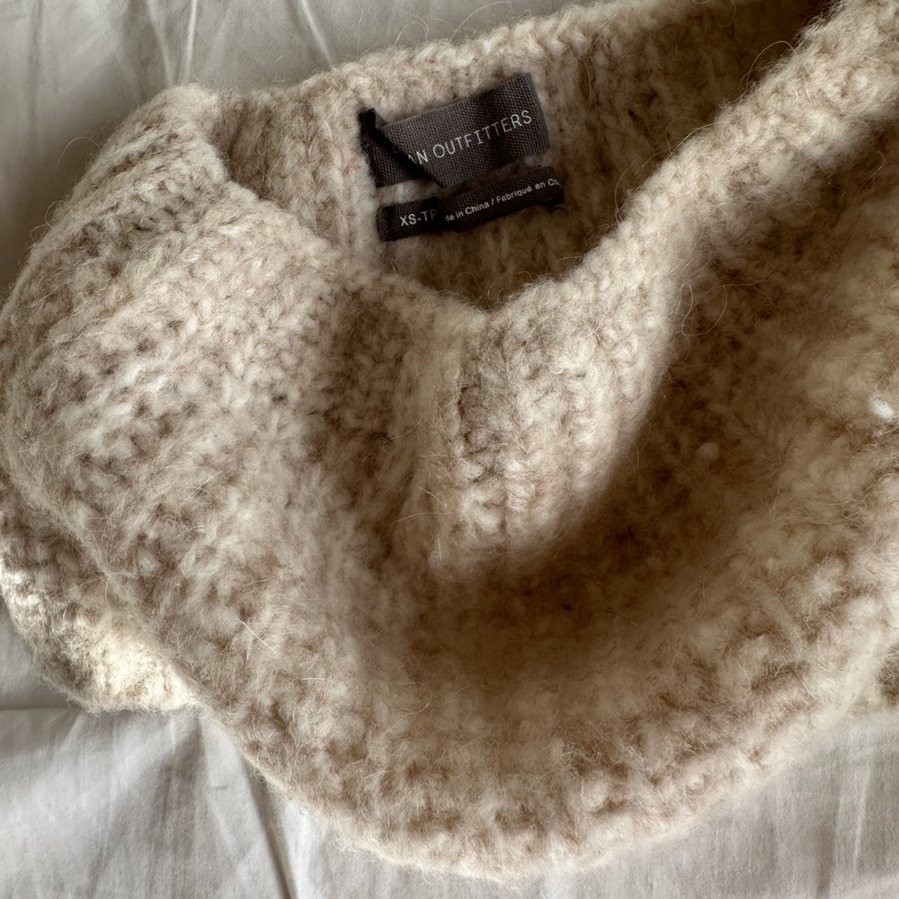 URBAN OUTFITTER KNIT TUBE TOP